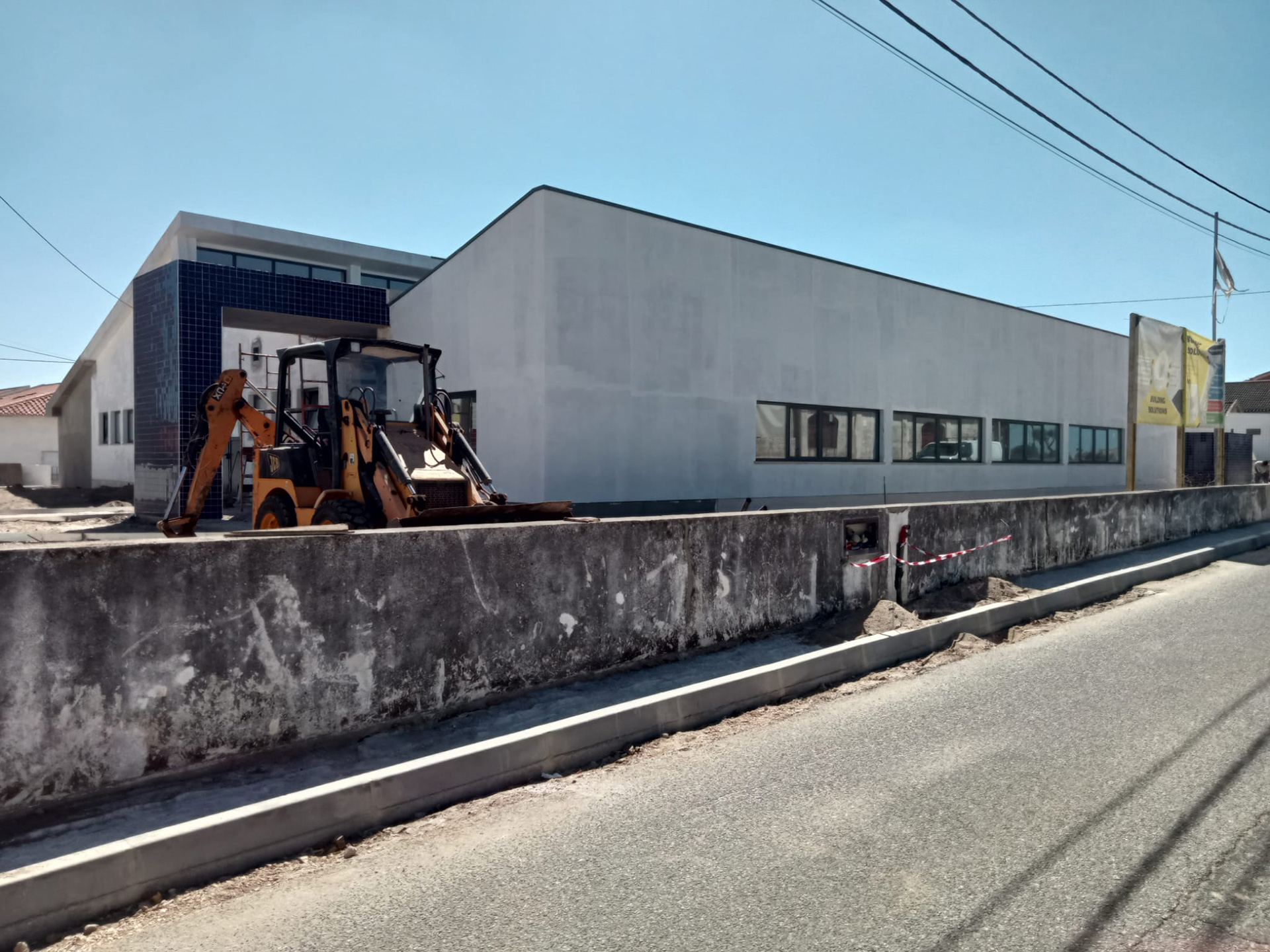 Este alt deve ser dinâmico e dar para insriri on upload no Backoffice