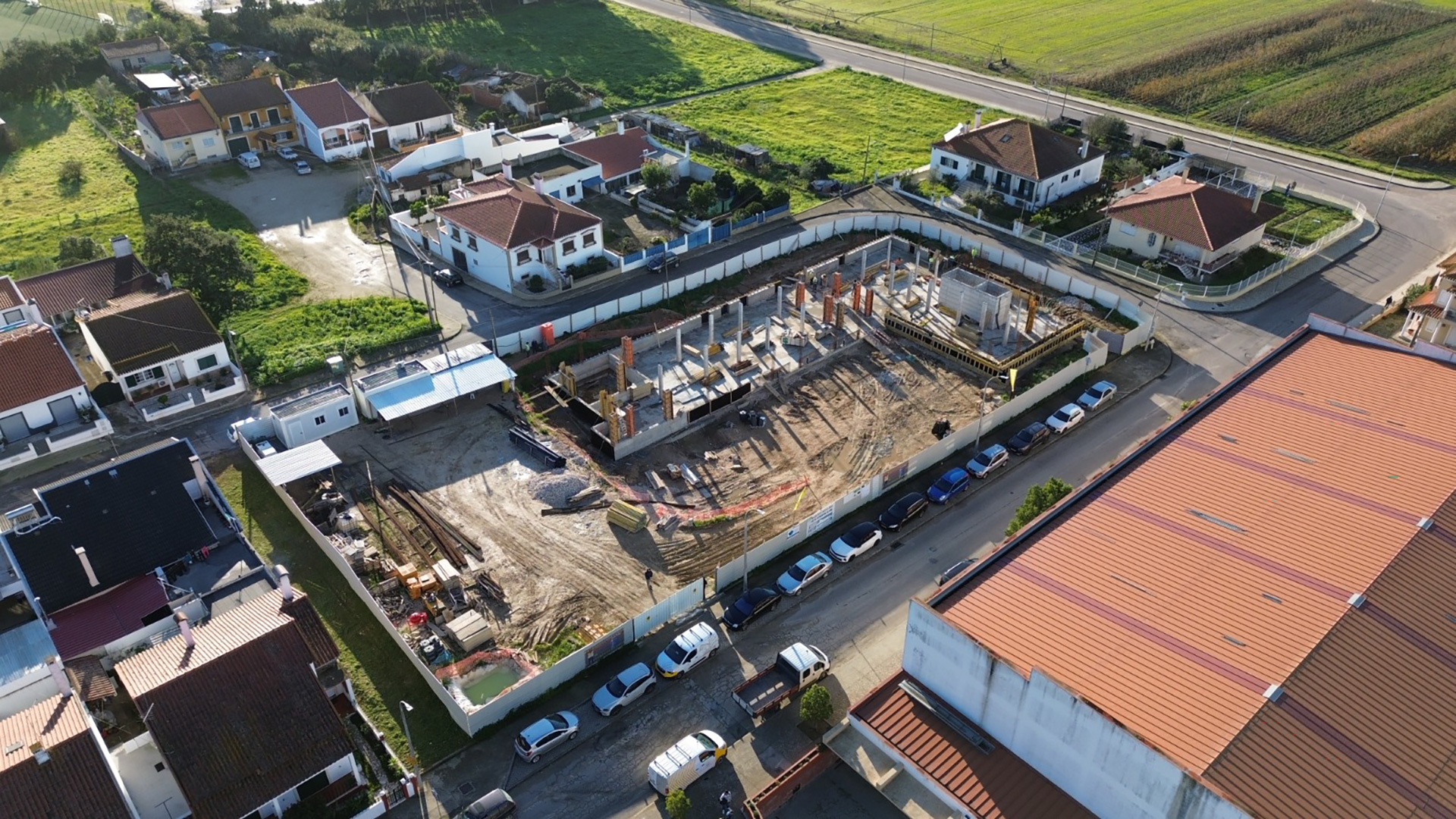 Este alt deve ser dinâmico e dar para insriri on upload no Backoffice