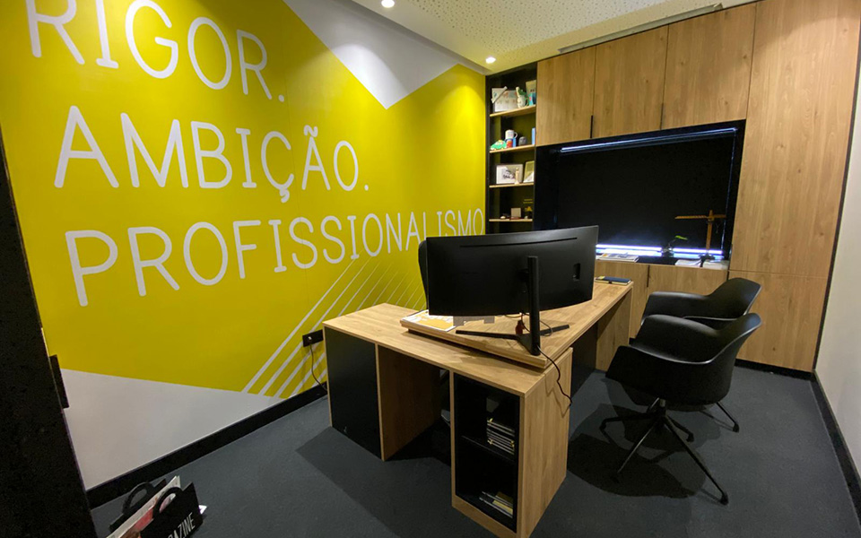 Alt image deve vir do BO na inserção da imagem